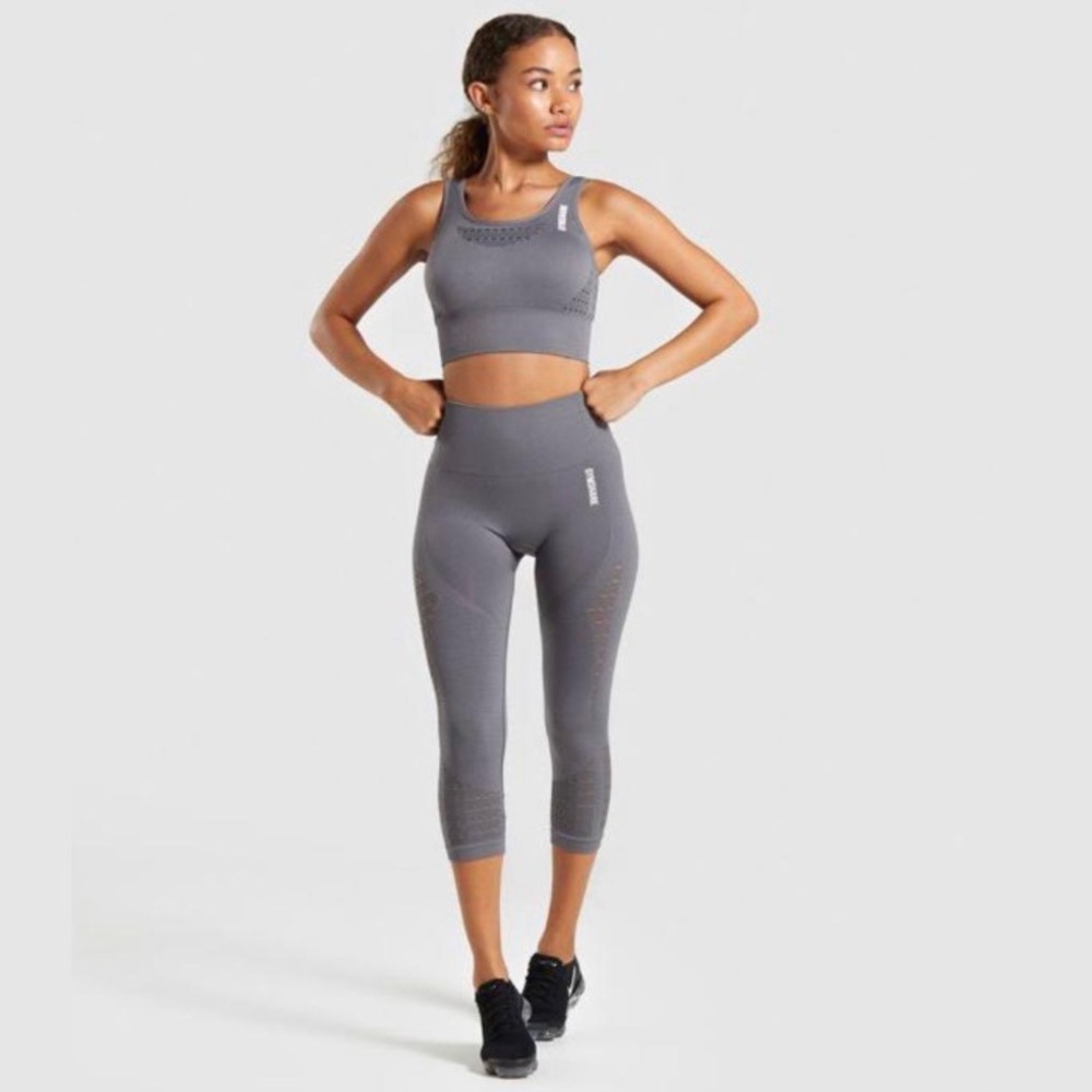 NWT Gymshark Energy+ Seamless cropped leggings. 🩶